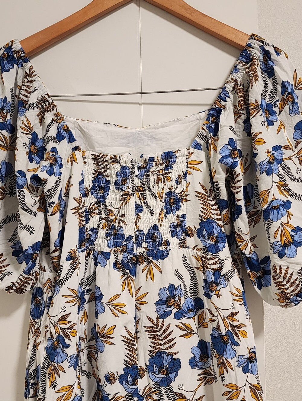 Floral Midi Puff Sleeve Dress - Picture 4 of 6